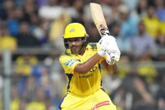 IPL 2026 : चेन्नई सुपर किंग्स को बड़ा झटका, Ayush Mhatre चोट के कारण टूर्नामेंट से बाहर