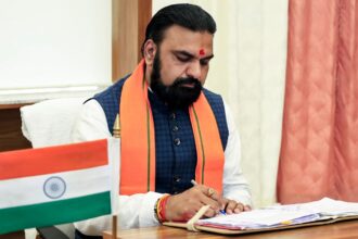 Bihar Cabinet : सम्राट चौधरी सरकार की पहली कैबिनेट बैठक, काशी जैसा हरिहर नाथ कॉरिडोर, 11 टाउनशिप; 22 बड़े फैसले पर लगी मुहर