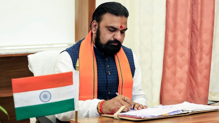 Bihar Cabinet : सम्राट चौधरी सरकार की पहली कैबिनेट बैठक, काशी जैसा हरिहर नाथ कॉरिडोर, 11 टाउनशिप; 22 बड़े फैसले पर लगी मुहर