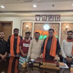 Raipur : कोटा मोहबा बाजार में शराब भट्ठी के खिलाफ जनाक्रोश, 44 पन्नों में 1145 लोगों के हस्ताक्षर वाले आवेदन के साथ आबकारी मंत्री से मिला प्रतिनिधिमंडल