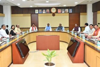 CG : साय कैबिनेट की बैठक में कई अहम फैसले, छत्तीसगढ़ में लागू होगा यूनिफाइड सिविल कोड, महिलाओं को जमीन रजिस्ट्री में 50% छूट