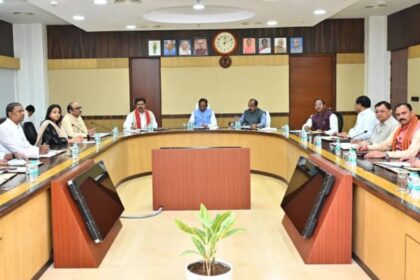 CG : साय कैबिनेट की बैठक में कई अहम फैसले, छत्तीसगढ़ में लागू होगा यूनिफाइड सिविल कोड, महिलाओं को जमीन रजिस्ट्री में 50% छूट