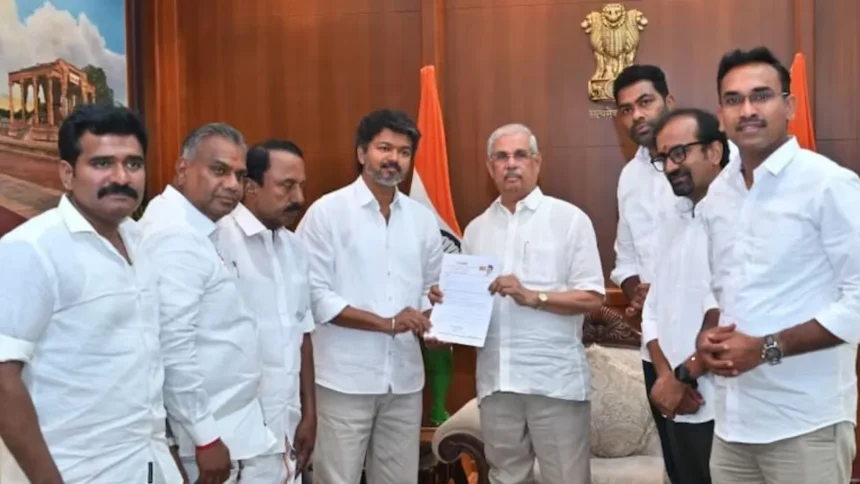 Tamil Nadu में सियासी भूचाल : कांग्रेस ने तोड़ा DMK से 55 साल पुराना गठबंधन, विजय की TVK के साथ सरकार बनाने का दावा