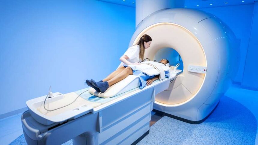 Hospital में बॉडी चेक (Full Body Checkup) के लिए इस्तेमाल होने वाली मुख्य मशीनें