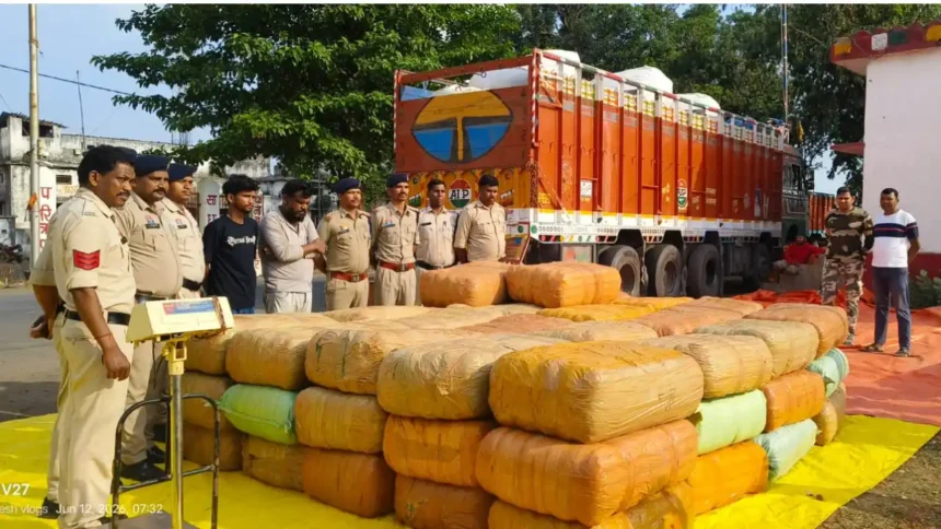 Ganja Taskari : 10 करोड़ की गांजा तस्करी का बड़ा खुलासा, ओडिशा से यूपी ले जाई जा रही 1941 किलो खेप बरामद, 2 गिरफ्तार